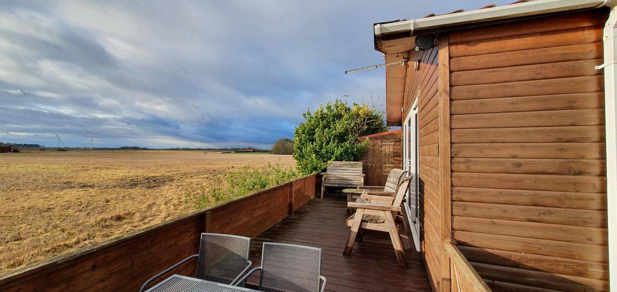 Detached Seaview In Bridlington