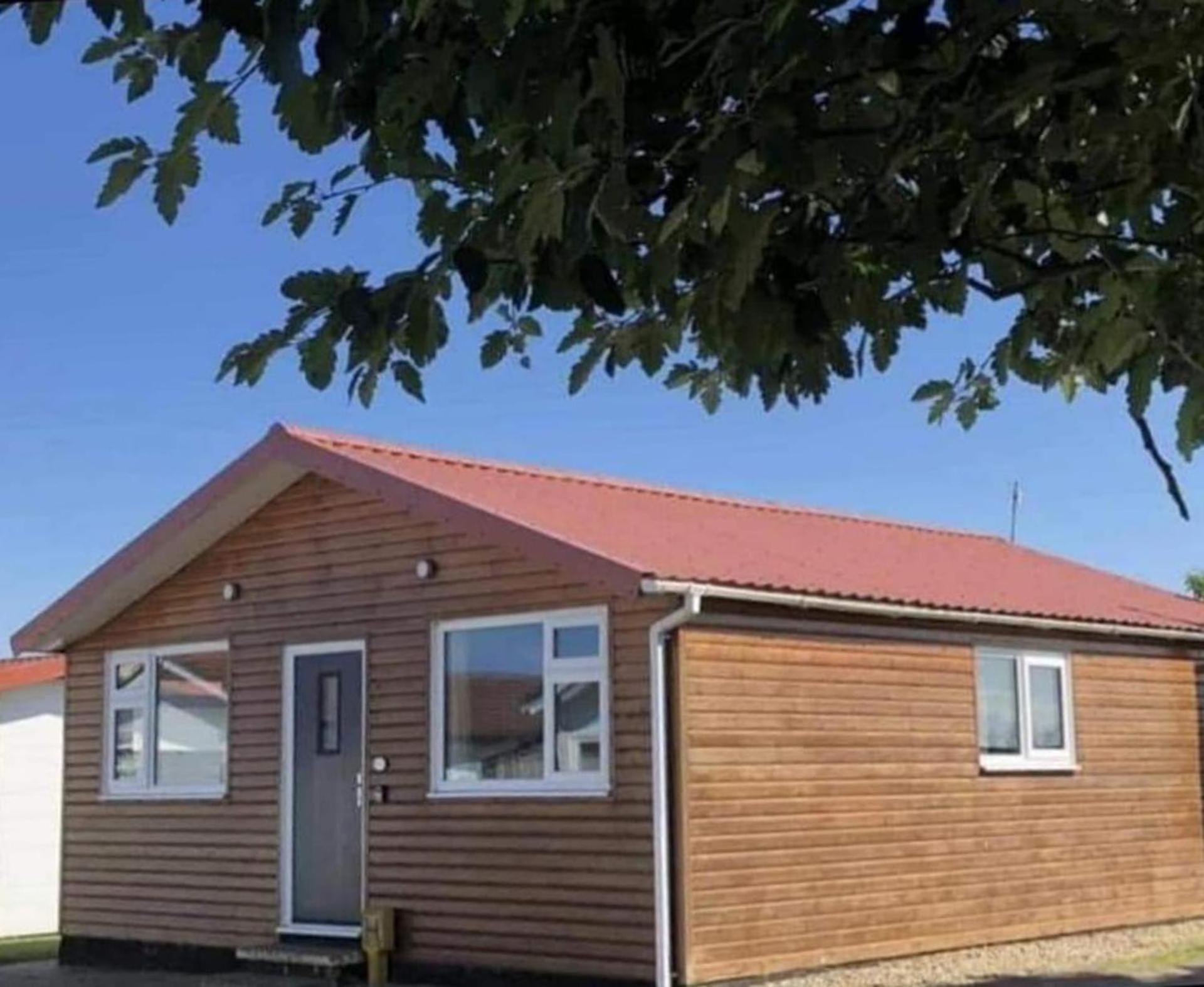 Detached Seaview In Chalet
