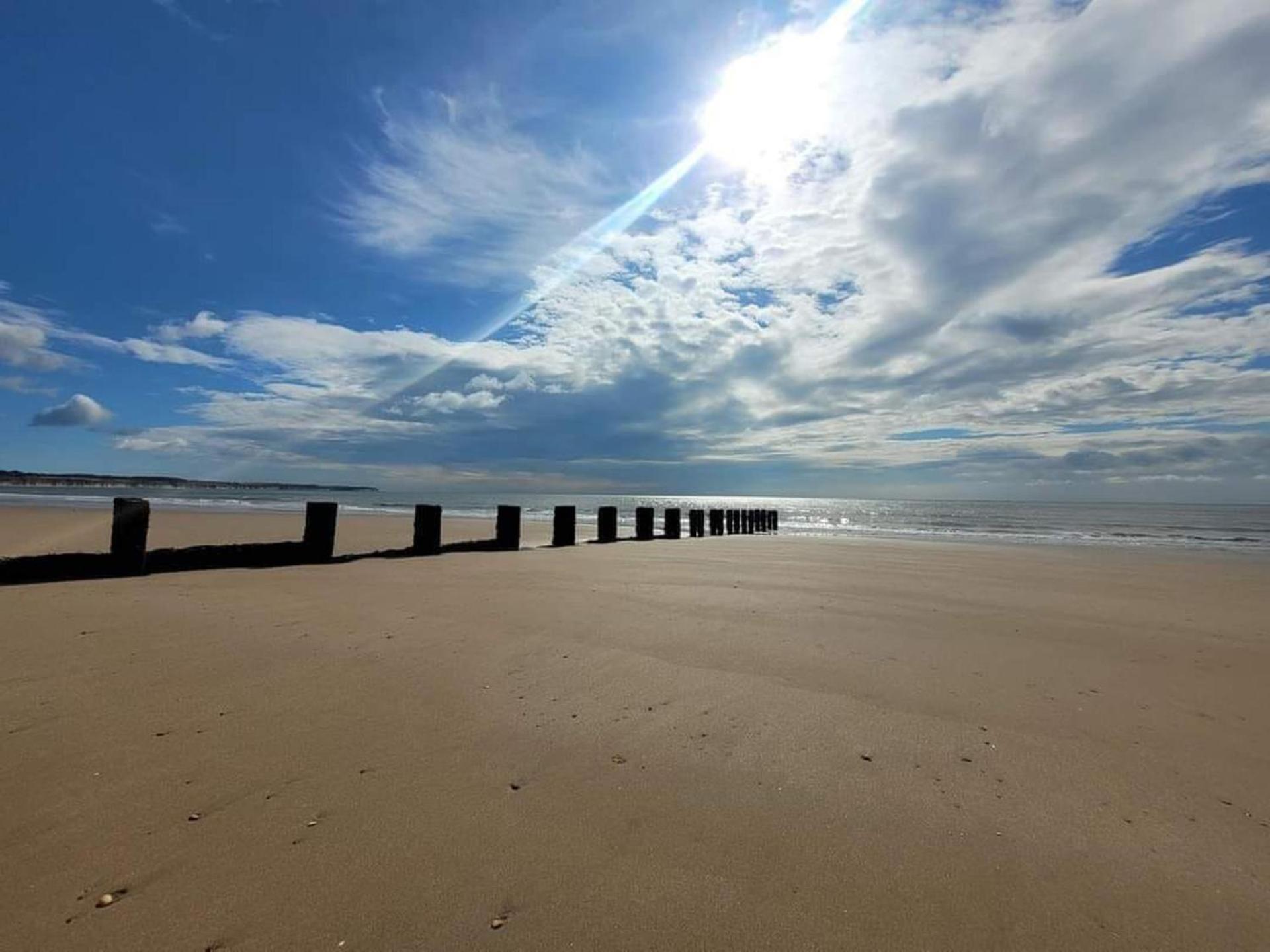 Detached Seaview In Bridlington