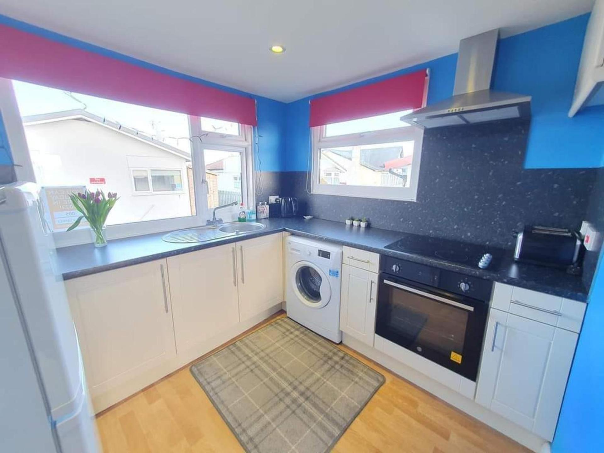 Detached Seaview In * Bridlington