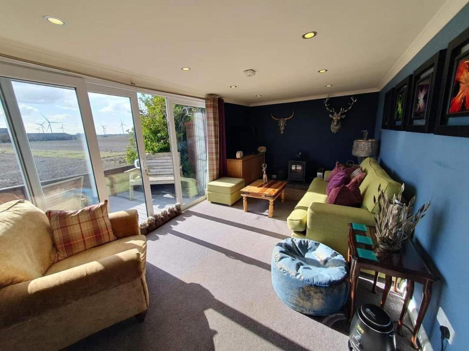 Detached Seaview In Bridlington